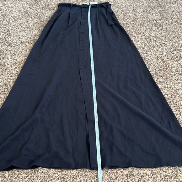 L’Agence Bendetta Silk Maxi Skirt in Black Size S - Picture 8 of 12